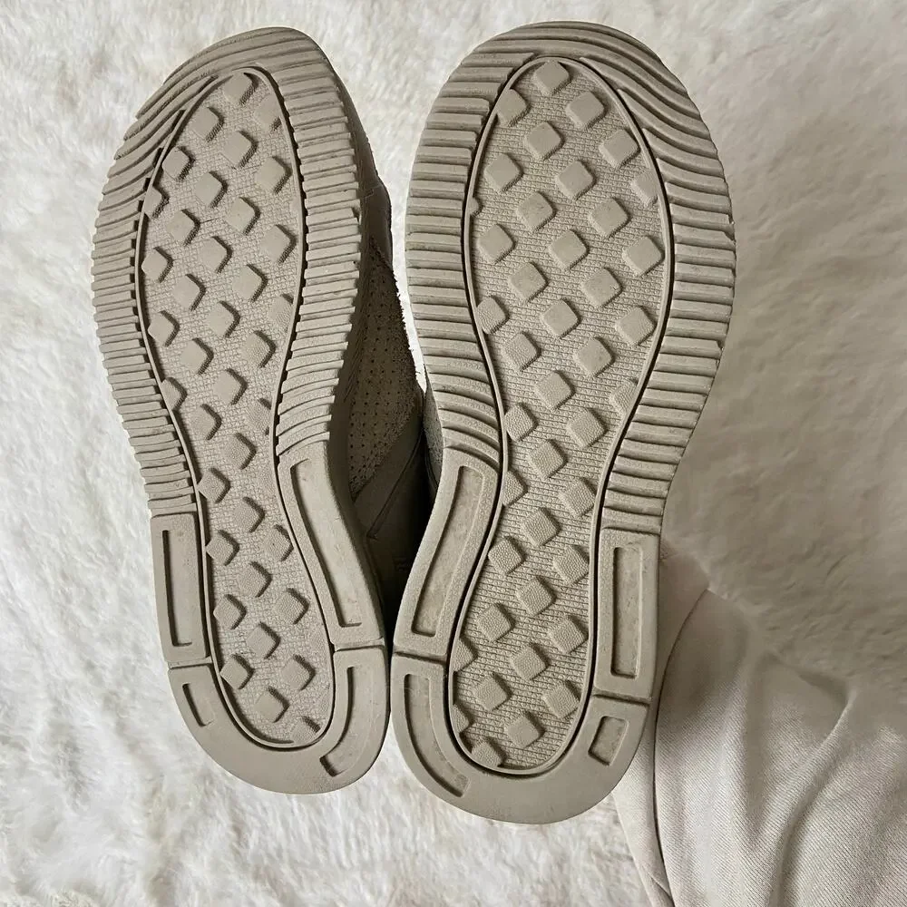 Tread by Everlane Light Grey Leather Trainer Size 8.5